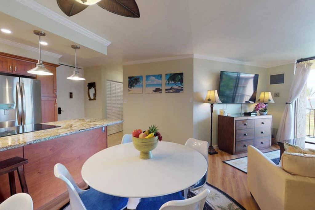 Oceanfront Penthouse With Amazing Views At Kauhale Makai Apartment คิเฮอิ ภายนอก รูปภาพ